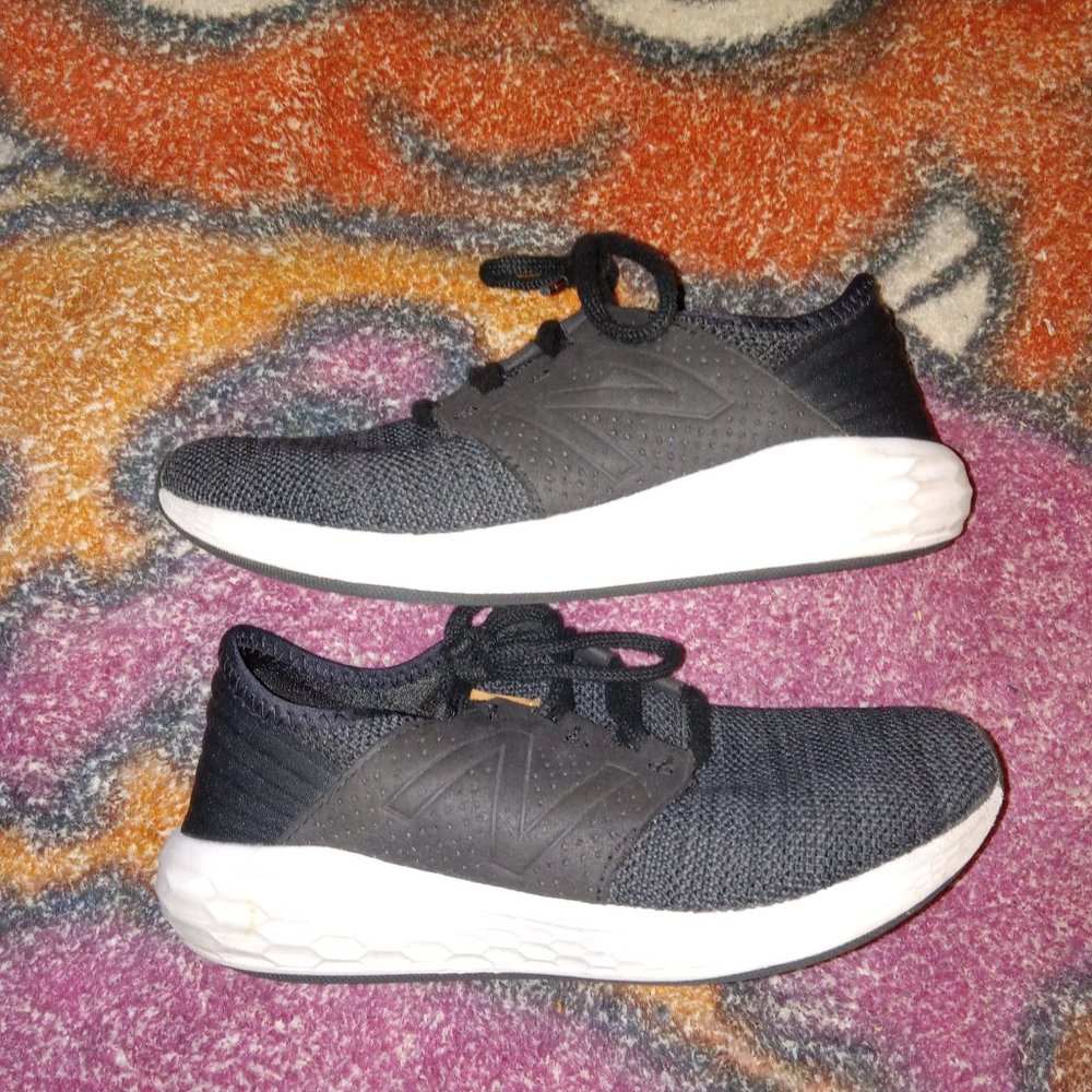 New balance kids size 3y (no insoles)